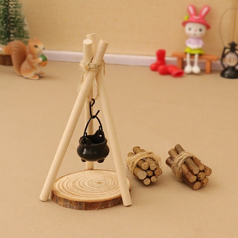 Puppenhaus Miniatur Outdoor Lagerfeuer Stativ Hängtopf Dekoration Holz Harz Camping Szene Ornamente
