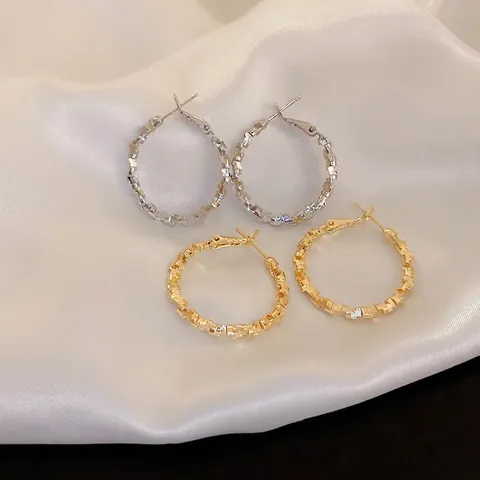 Alloy Creolen Mit Silberohrstecker Unregelmäßige Geometrische Textur Koreanische Einfache Elegante Accessoire Für Frauen