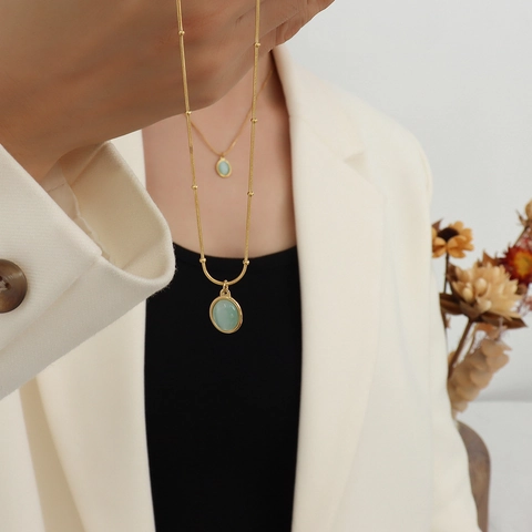 Collana In Acciaio Al Titanio Retro Francese Per Donna Con Pendente Ovale In Pietra Occhio Di Gatto Placcato Oro 18K