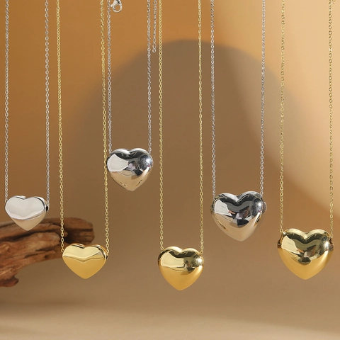 Collana Con Ciondolo a Cuore in Rame Minimalista da Donna Superficie Liscia Lucida Gioielli Galvanici Girocollo Vintage