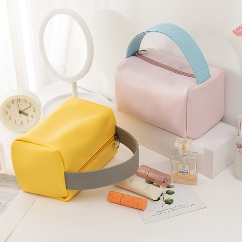 Portable Makeup Bag PU Leather Large Capacity Waterproof Travel Toiletry Organizer With Braided Handle Candy Color