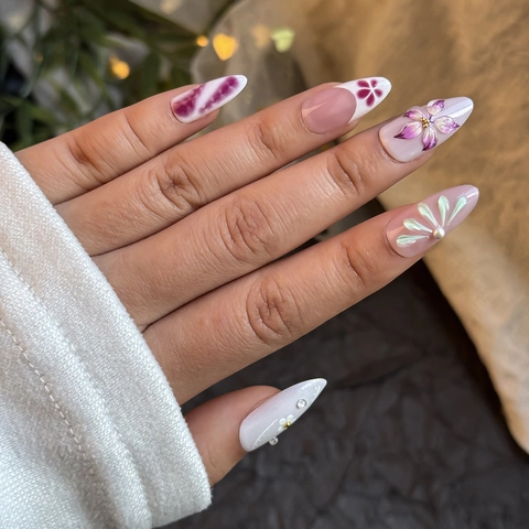 Press On Nails Long Almond Shape French Style 3D Floral Relief Purple Gradient Artificial Pearl Decor Elegant Manicure For Women