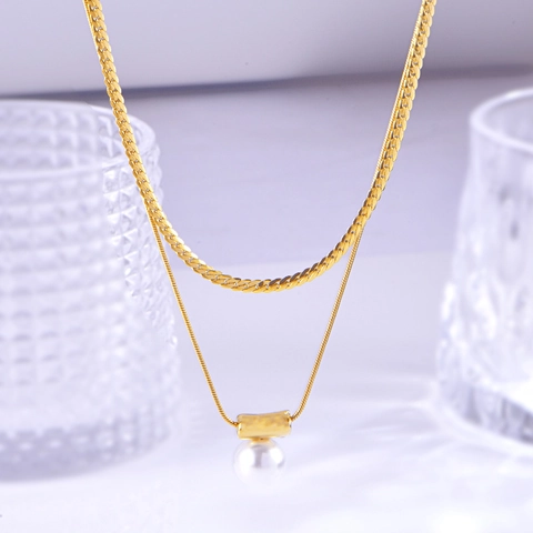 Collar de Doble Capa de Acero de Titanio Para Mujer Elegante Colgante de Perla Artificial Cadena de Hueso de Serpiente