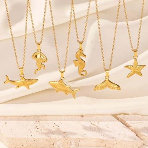 Collana Pendente Animale Marino Acciaio Inossidabile Placcato Oro 18K Squalo Medusa Cavalluccio Marino Gioielli Moda