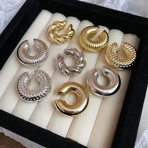 Σκουλαρίκια Ear Cuff Με Στριφτό Σπιράλ Σφυρήλατο Λείο Σχέδιο Χωρίς Τρύπα Με Ασημένια Βάση Για Γυναίκες Ρετρό Κοσμήματα