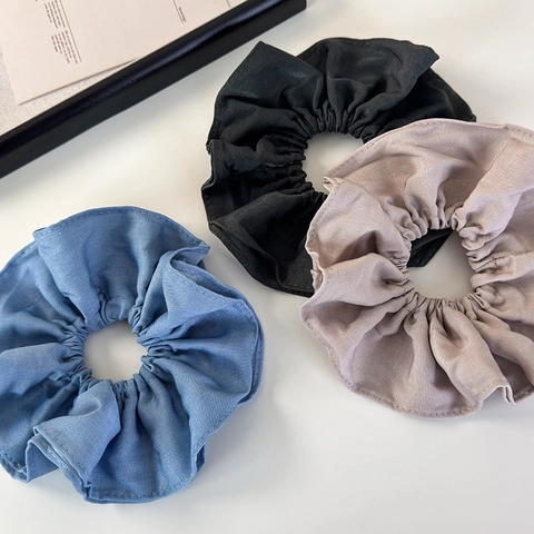 Oversized Fabric Scrunchies Solid Color Pleated Hair Ties Minimalist Elastic Hair Bands Fashionable Hair Accessories