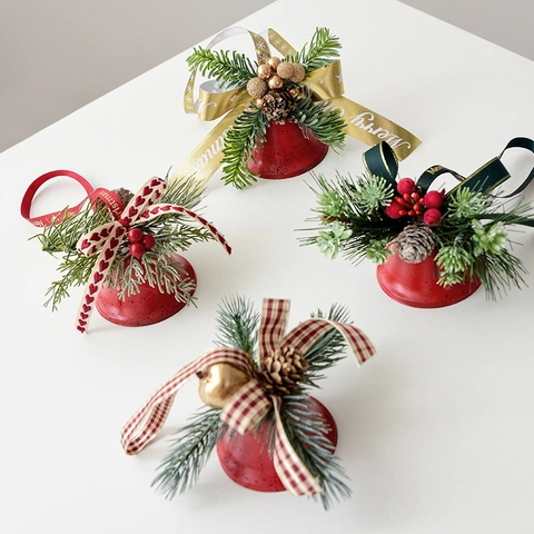 Ornamenti Appesi Campane Di Natale Decorazione In Metallo Con Pigne Aghi Di Pino Artificiali Bacche Casa Festa