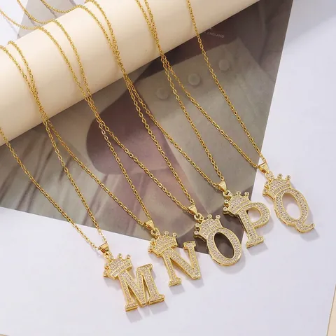 Alphabet Couronne Pendentif Collier Cuivre Zircon Strass Chaîne En Acier Inoxydable Bijoux De Luxe Élégants Pour Femmes Filles