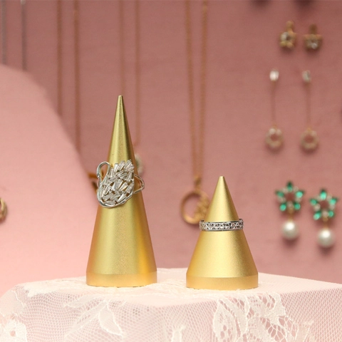 Green Velvet Jewelry Display Stand Gold Metal Necklace Holder Rack Ring Cone Tray Luxury Store Counter Props