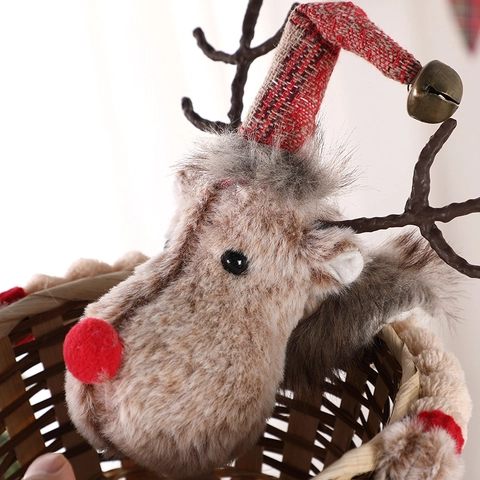 Christmas Reindeer Candy Basket Bamboo Woven Storage Tray Plush Deer Figurine Desktop Decoration For Holiday Party Gift
