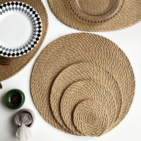 Handwoven Jute Placemats Coasters Natural Fiber Heat Resistant Table Insulation Pads Boho Decorative Kitchen Dining