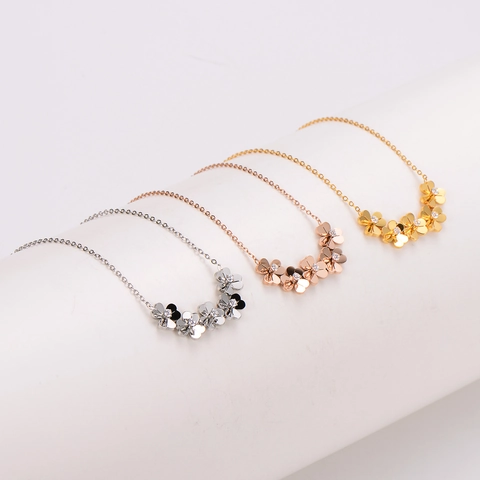 Elegante Collar Con Colgante De Cinco Flores Acero Inoxidable 304 Chapado En Oro 18K Circonita Trébol Joyas Para Mujer