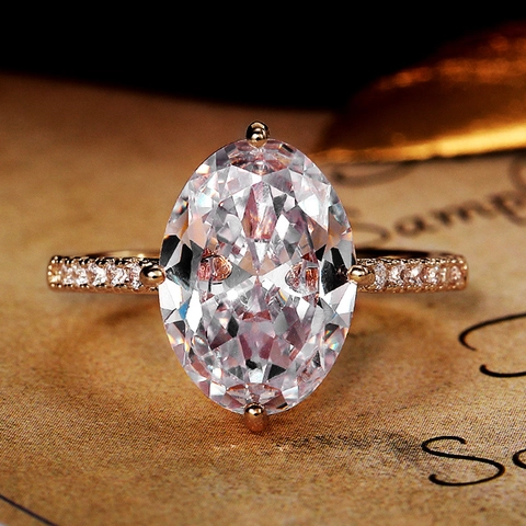 Elegant Oval Cut Zircon Ring For Women Copper Base With Pavé Side Stones Wedding Proposal Bridal Jewelry Romantic Gift