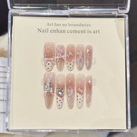Unghie Finte Artigianali Dolci a Mandorla Lunga French Rosa Nudo Bianco Fiocco Perla Artificial Strass Griglia Pois per Donna