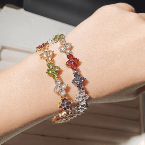 Bracelet Trèfle À Quatre Feuilles En Zircon Coloré Pour Femme Laiton Plqué Or 18K Bijoux De Niche Élégants