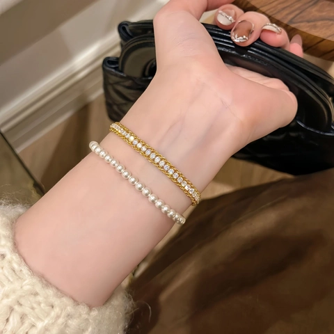 Elegantes Tennisarmband Kupfer Zirkonia Eingelegt Schlangenform Luxus Funkelnder Mode Schmuck Damen