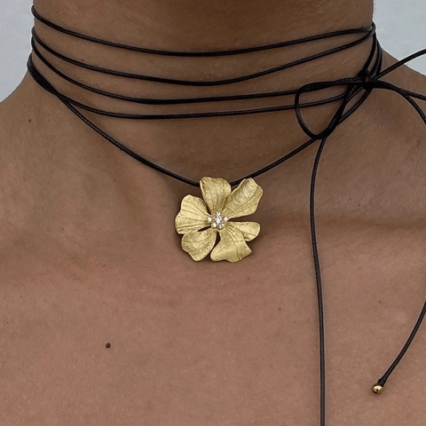 Flower Pendant Necklace Gold Plated Stainless Steel Black Cord Wrap Choker Retro Vintage Rhinestone For Women