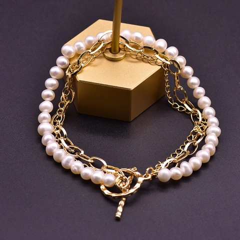 Vintage Mehrlagig Süßwasserperle Kupfer Vergoldetes Armband Für Damen Französisch Retro Minimalistisch Knebelverschluss Schmuck Geschenk