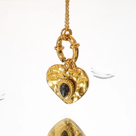 Franse Vintage Titanium Staal Hart Hanger Halsketting 18K Verguld Gehamerde Textuur Zwarte Turkoois Steen Choker Dames