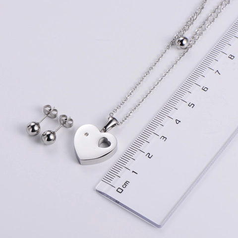 Collana Con Pendente A Cuore E Orecchini A Sfera Acciaio Inossidabile Zircone Lucidato Placcato Oro 18K Minimalista