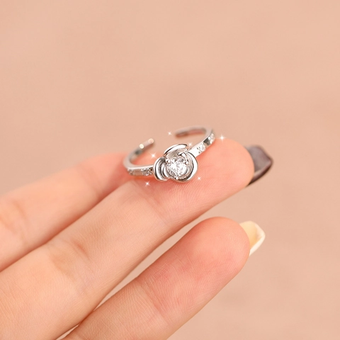 Exquisite 925 Sterling Silver Rose Flower Adjustable Open Ring For Women Minimalist Micro Pave Zirconia Niche Design Jewelry Gift