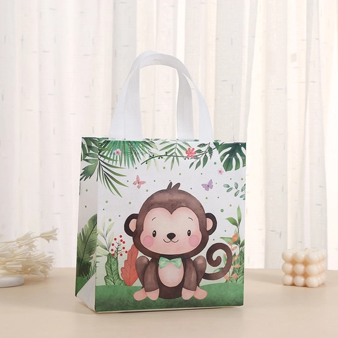 Cute Cartoon Animal Print Non Woven Gift Bags With Handles Waterproof Colorful For Birthday Party Favors Shopping