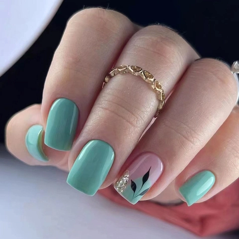 Press On Nails Green Leaf Pattern Gold Glitter Square Medium Artificial Nails For Women Summer Style