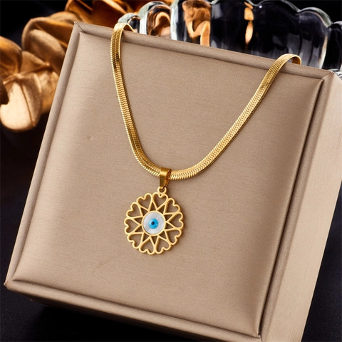 Retro Gold Titanium Steel Evil Eye Pendant Necklace For Women Minimalist Hollow Heart Round Snake Chain Jewelry Accessory