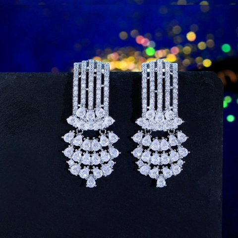Luxury Copper Zirconia Drop Earrings With 925 Sterling Silver Earring Post Water Drop Tassel Earrings For Women Wedding Banquet