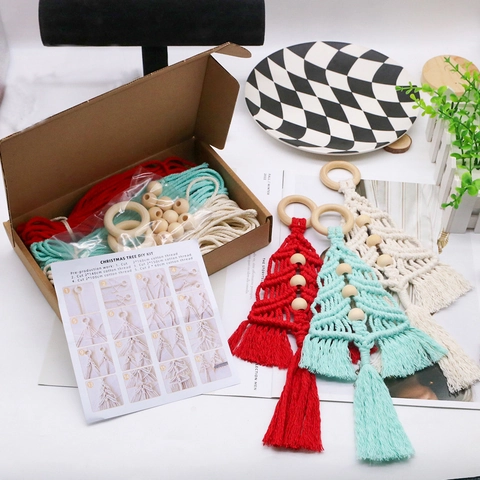 Macrame Weihnachtsbaum Wandbehang DIY Kit Baumwollseil Mit Holzperlen Ring Handgefertigt Böhmische Feiertagsdekoration