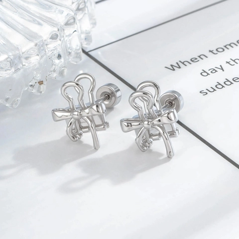 Bow Ear Cartilage Stud Titanium Steel Copper Zircon Piercing Jewelry Ribbon Design Screw Back Labret For Women