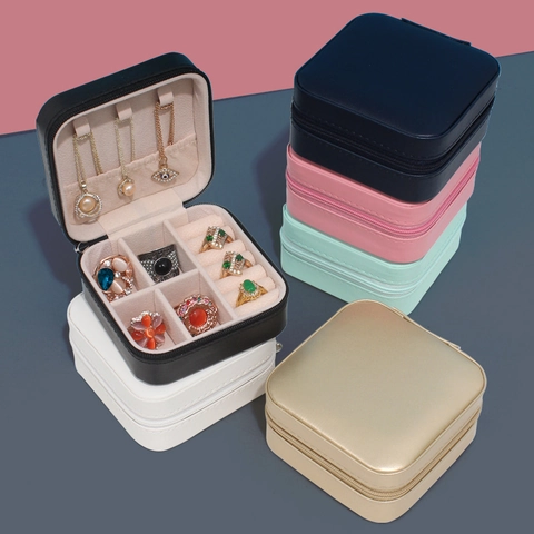 Portable PU Leather Jewelry Box Mini Travel Organizer Case For Necklaces Earrings Rings Storage Small Square Zipper Jewelry Box