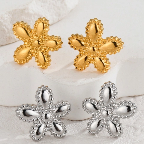 Stainless Steel Flower Stud Earrings For Women Textured Petal Gold Silver Tone Minimalist Earrings Fashion Jewelry Gift