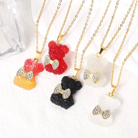 Collier Pendentif Ours Sucre Cuivre Plaqué Or Avec Noeud En Zircon Acrylique Bijoux De Mode Pour Femmes