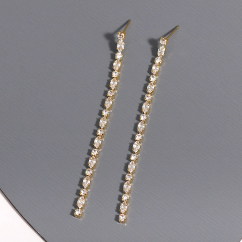 Eleganti Orecchini Lunghi A Nappina Con Cristallo Di Zirconia E Perno In Argento Per Donna Gioielli Di Lusso