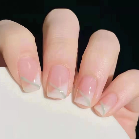 Short Square Press On Nails Pink Gradient White Line Removable Wearable Fake Nails Simple Fresh Style Elegant For Women