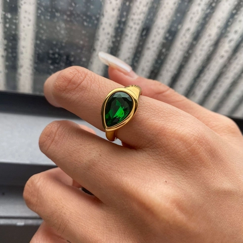 Waterdrop Green Zircon Ring Gold Plated Stainless Steel Pear Cut Vintage Hypoallergenic Jewelry For Women