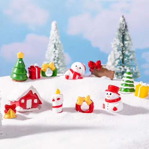 Ornements De Noël Miniatures Résine Bonhomme De Neige Sapin De Noël Maison Micro Paysage DIY Décoration Bureau Mignon Festif