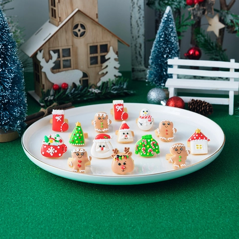 Weihnachts Mini Ring Plätzchenform Cartoon Lebkuchenmann Weihnachtsmann Rentier Baum DIY Backwerkzeug PLA Kunststoff