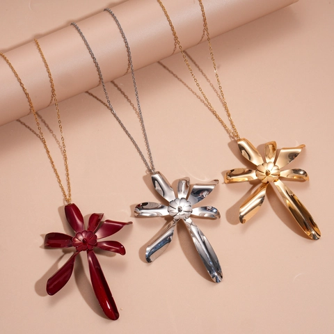 Statement Flower Necklace And Earrings With Silver Earring Post Iron Alloy Oversized 3D Floral Jewelry For Women Fashion