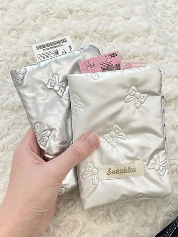 Funda Para Pasaporte Cuero PU Acolchado Patrón Lazo Corazón Ranura Múltiple Organizador Documentos Viaje Estilo Coreano Ins Lindo Portátil