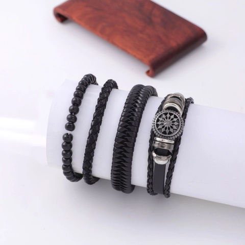 Herren Geflochtenes Lederarmband Vintage Mehrlagig Holzperlen Legierung Mandala Anhänger Punk Ethno Schmuck
