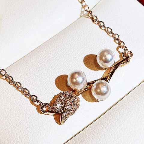 Artificial Pearl Necklace Branch Leaf Copper Zircon Pendant Elegant Jewelry For Women Clavicle Chain Korean Style Dainty Floral Accessory