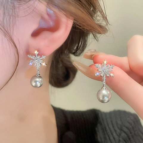 Snowflake Dangle Earrings With Zircon Imitation Artificial Pearl And Silver Earring Post Elegant For Women Christmas