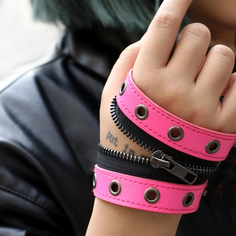 Punk Rock Wide PU Leather Bracelet For Women Men Metal Zipper Studded Eyelet Adjustable Cuff Bangle Gothic Jewelry Gift