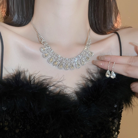 Eleganti Gioielli In Strass Lega Collana Con Ciondolo A Goccia D'acqua E Orecchini Frangia Per Donna Festa Matrimonio