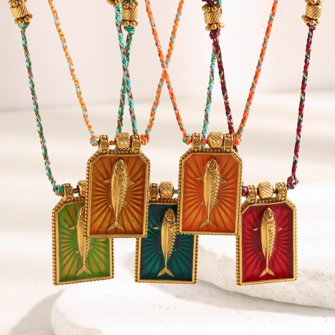 Collar Con Colgante De Carta De Tarot De Atún Vintage Acero Inoxidable Chapado En Oro Cuerda De Colores Tejida A Mano Mujer