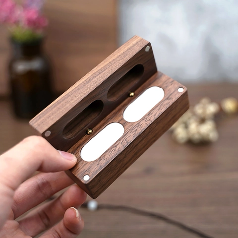 Walnut Wood Double Ring Box Magnetic Storage For Wedding Proposal Portable Vintage Jewelry Case With Velvet Lining