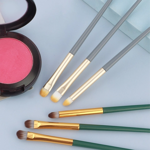 Professionelle Augen Make-Up Pinsel Kunstfaser Aluminiumrohr Langer Griff Lidschatten Eyeliner Concealer Beauty Tools