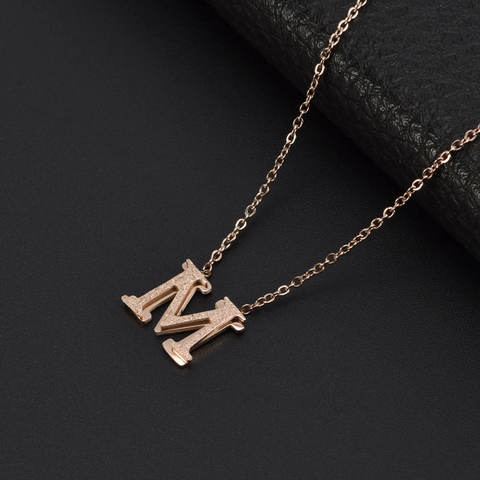 Collana Con Ciondolo Lettera M In Acciaio Inossidabile 316L Catena A Onde Opaco Oro Rosa Gioielli Alla Moda Per Donna